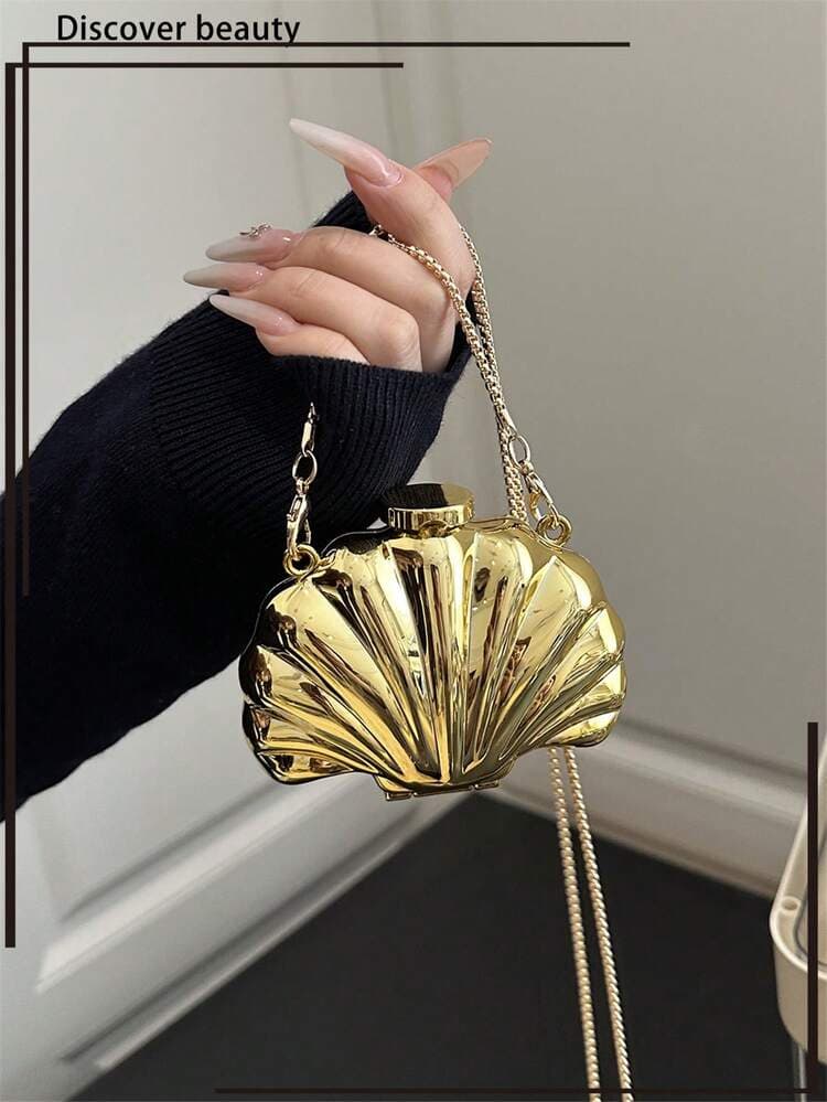 Shell Shaped Mini Evening Clutch Bag detail photo 2 - Evening Bags at ShopKaar