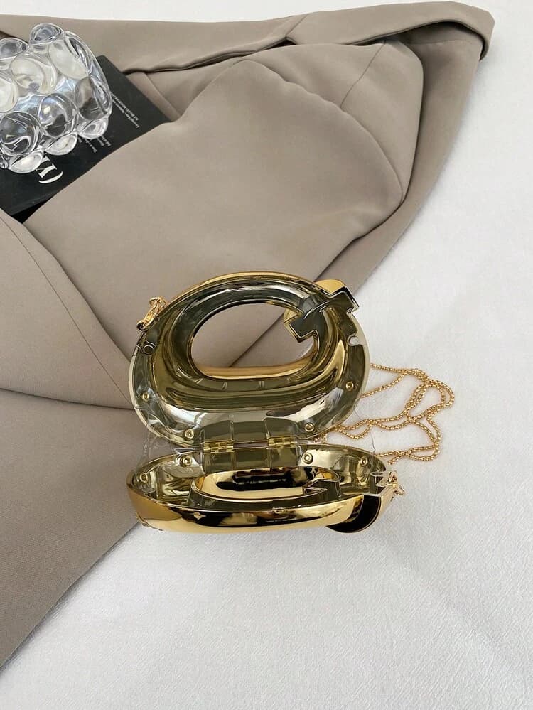 Acrylic Crescent Moon Clutch Bag with Chain detail photo 5 - Mini Bags at ShopKaar